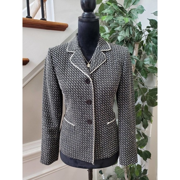 Talbots Women's Black White Single Breasted Three Button Blazer Jacket Petites 2 - Picture 13 of 13